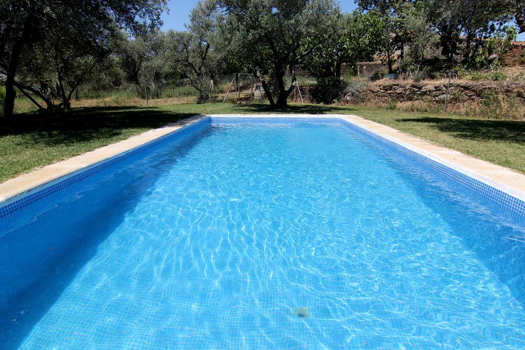 Hotel Rural Hojaranzos Tejeda Del Tietar Екстер'єр фото